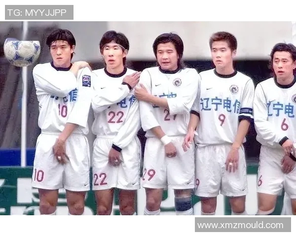 足球明星激情四溢现场盛况空前球迷热情高涨共襄盛举